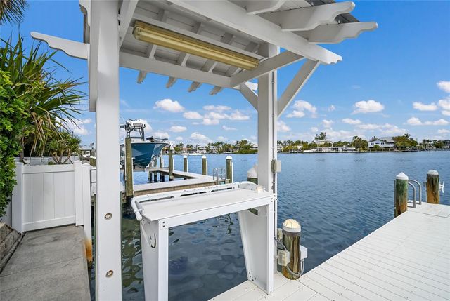 8321 MARINA DRIVE, Holmes Beach, FL 34217