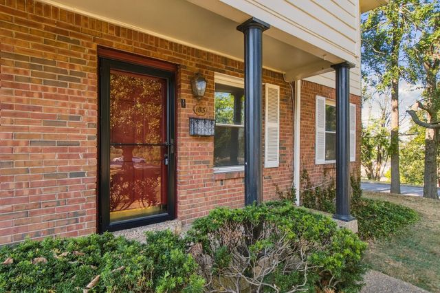 5510 Country Dr Apt 133, Nashville, TN 37211