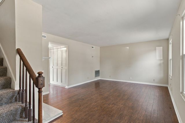 5510 Country Dr Apt 133, Nashville, TN 37211