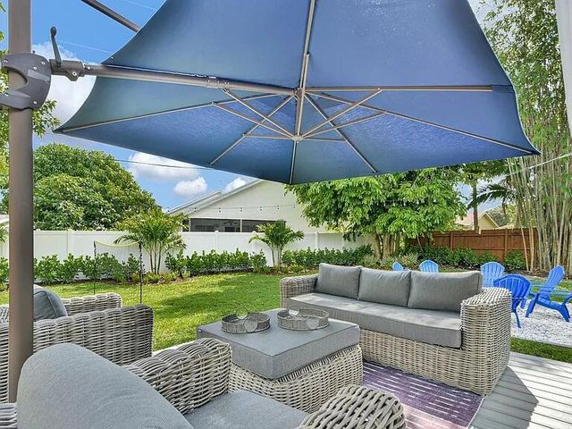 803 BLUEBIRD Drive, Delray Beach, FL 33444