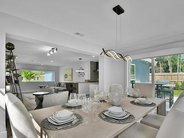 803 BLUEBIRD Drive, Delray Beach, FL 33444
