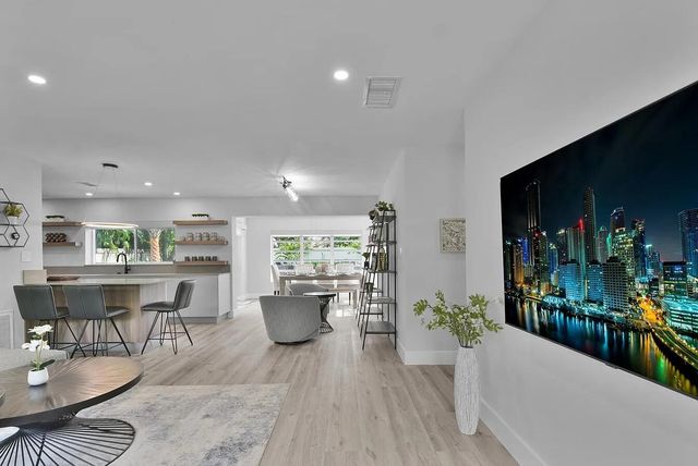 803 BLUEBIRD Drive, Delray Beach, FL 33444