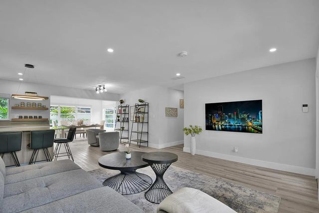 803 BLUEBIRD Drive, Delray Beach, FL 33444