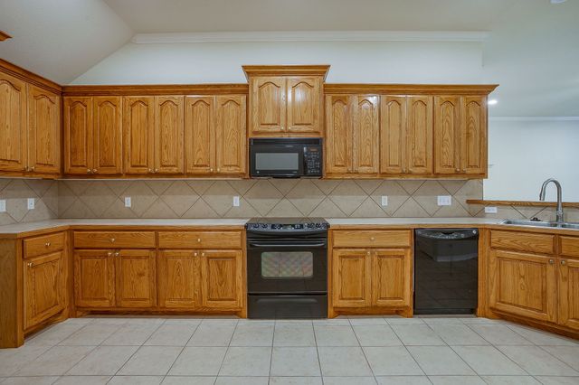 119 Crestway Drive 22, Cedar Hill, TX 75104