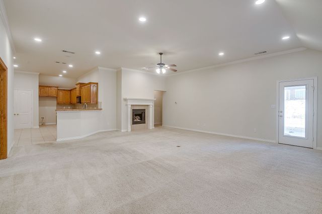 119 Crestway Drive 22, Cedar Hill, TX 75104