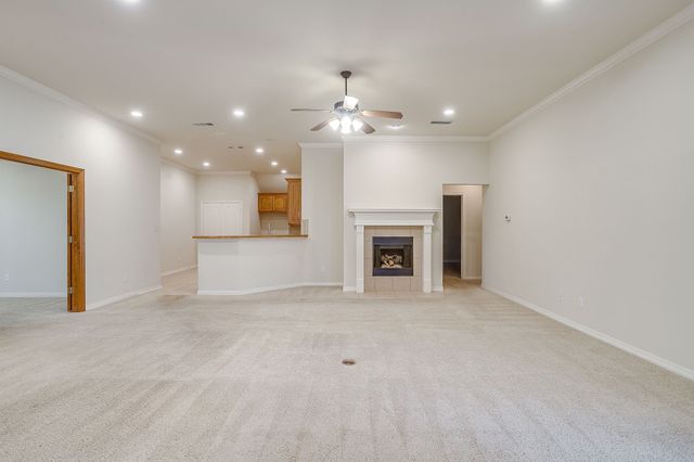 119 Crestway Drive 22, Cedar Hill, TX 75104