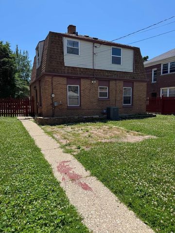 3714 W Capitol DRIVE, Milwaukee, WI 53216
