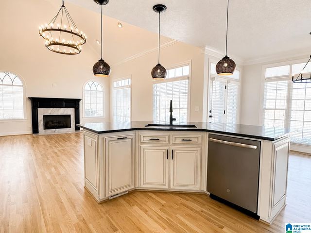 299 MARSH LANE, Oxford, AL 36203