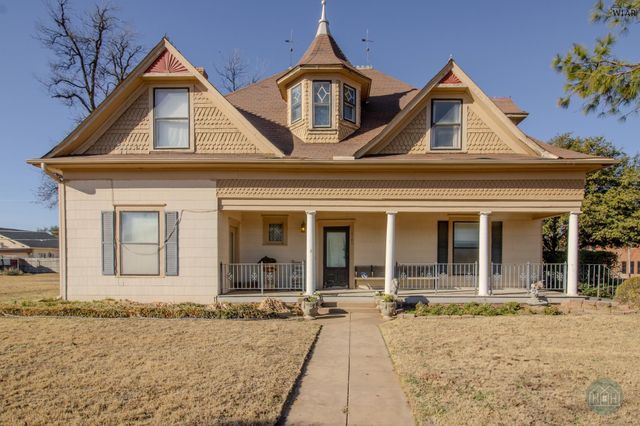 2106 and 2116 MAIN STREET, Vernon, TX 76384