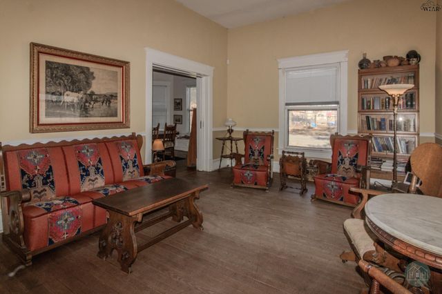 2106 and 2116 MAIN STREET, Vernon, TX 76384