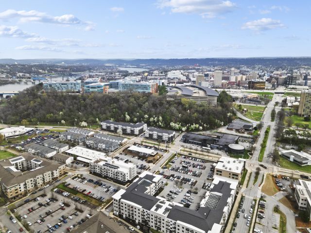 804 Riverfront Parkway 302, Chattanooga, TN 37402