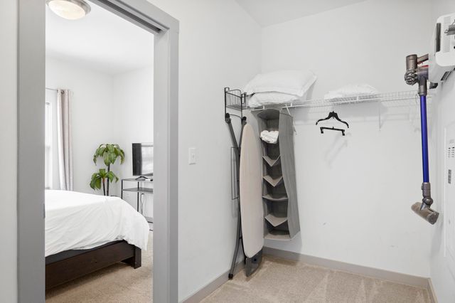 804 Riverfront Parkway 302, Chattanooga, TN 37402