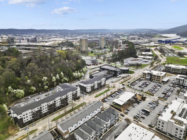 804 Riverfront Parkway 302, Chattanooga, TN 37402