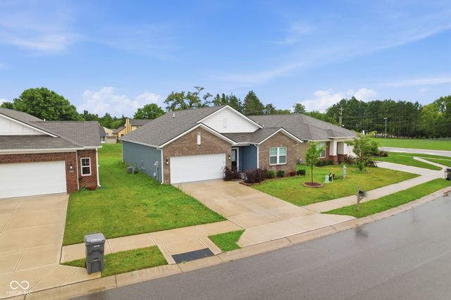 4411 Ashton View, Indianapolis, IN 46268