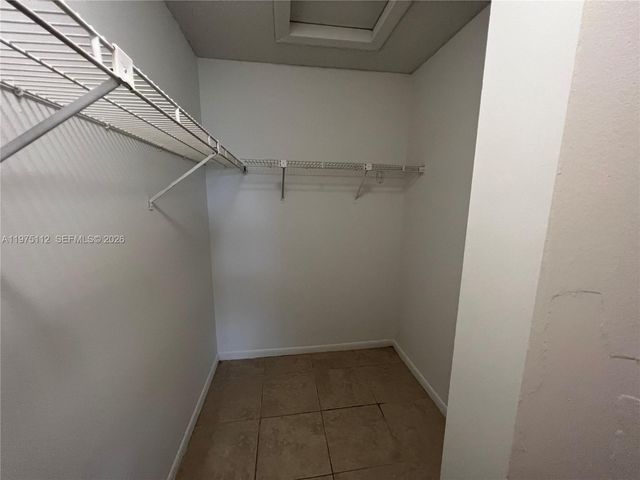 9000 NW 28th Dr 1-303, Coral Springs, FL 33065