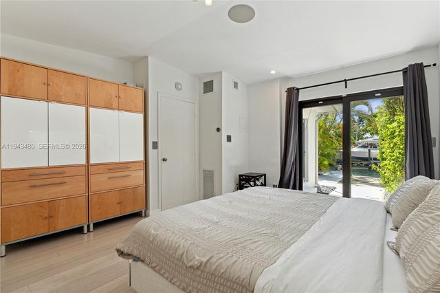 12901 Oleander Rd, North Miami, FL 33181