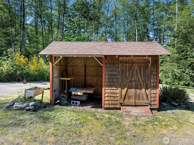 30978 Old Hansville Road NE, Kingston, WA 98346
