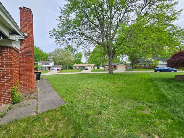 19620 Silver-Spring Street, Southfield City, MI 48076