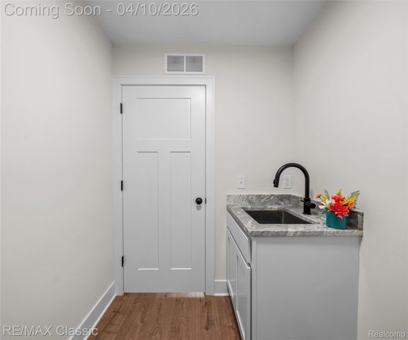 9471 Ball, Plymouth Charter Township, MI 48170