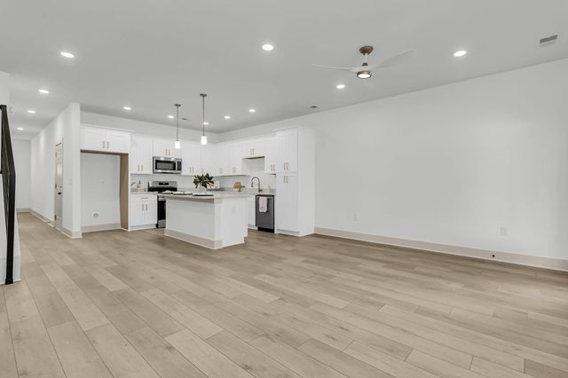 4013 Gravely Avenue, North Charleston, SC 29405