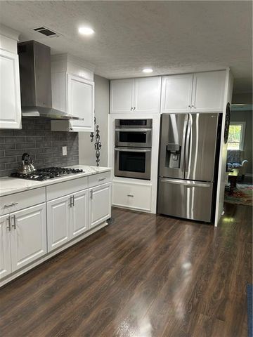 2845 Hamil Chase Drive, Buford, GA 30519