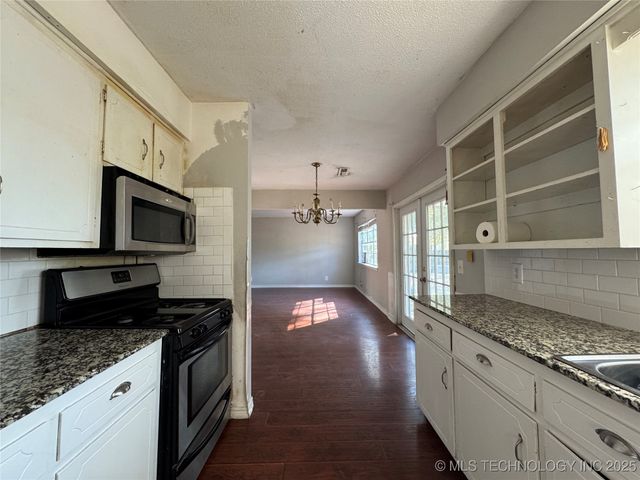 11778 E 63rd Street, Broken Arrow, OK 74012