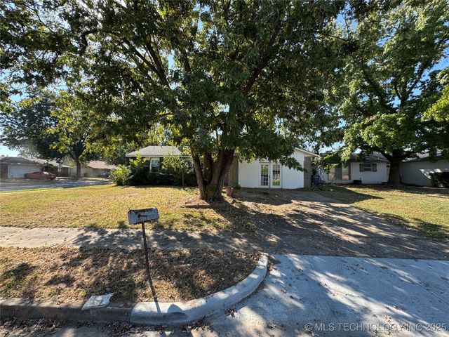 11778 E 63rd Street, Broken Arrow, OK 74012