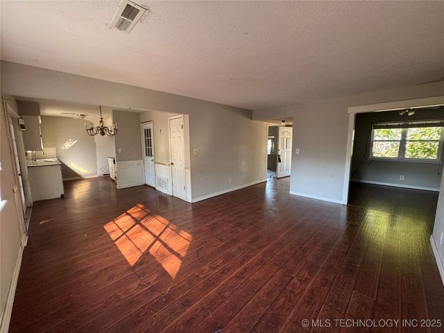 11778 E 63rd Street, Broken Arrow, OK 74012