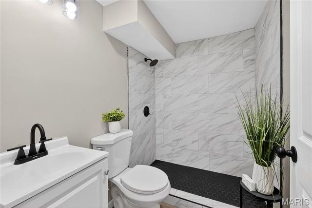 3902 Jane Avenue, St Ann, MO 63074