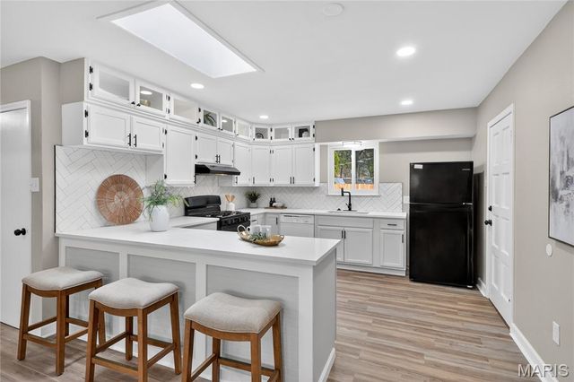 3902 Jane Avenue, St Ann, MO 63074