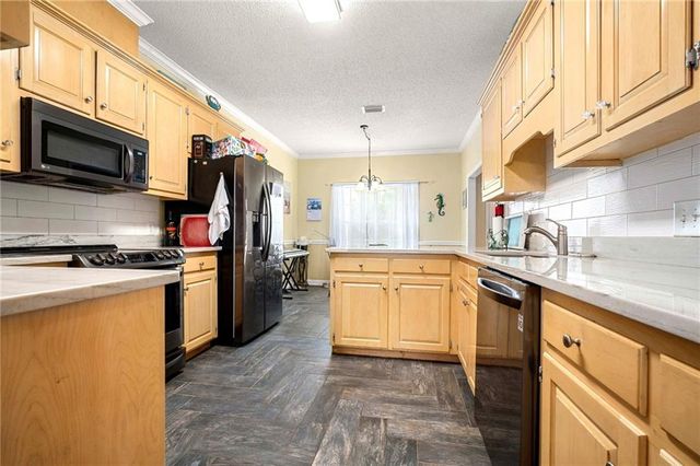 127 Audubon Street, Dauphin Island, AL 36528