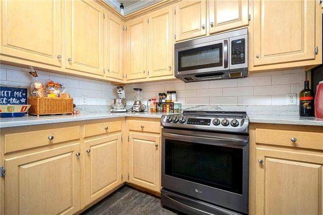 127 Audubon Street, Dauphin Island, AL 36528