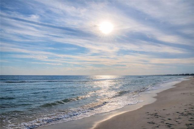 127 Audubon Street, Dauphin Island, AL 36528