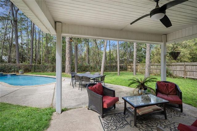 127 Audubon Street, Dauphin Island, AL 36528