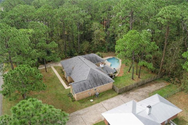 127 Audubon Street, Dauphin Island, AL 36528