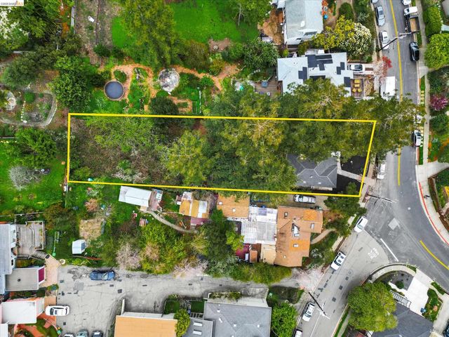 7603 Terrace Dr, El Cerrito, CA 94530