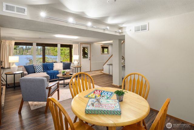 3824 S 348th Street, Auburn, WA 98001