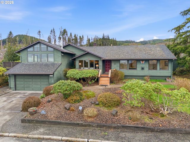 325 Alpine St, Seaside, OR 97138