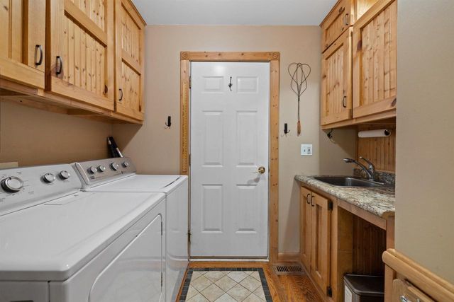 20535 84th PLACE, Bristol, WI 53104