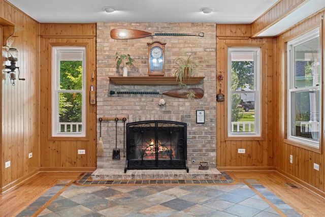 20535 84th PLACE, Bristol, WI 53104