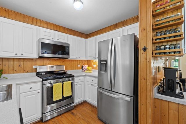 20535 84th PLACE, Bristol, WI 53104