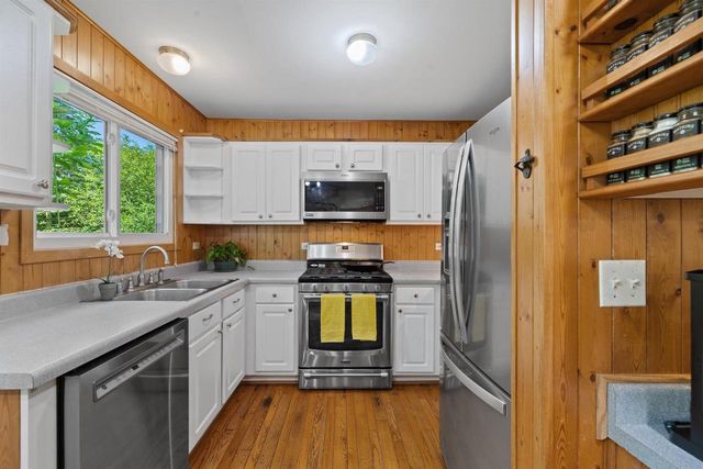 20535 84th PLACE, Bristol, WI 53104