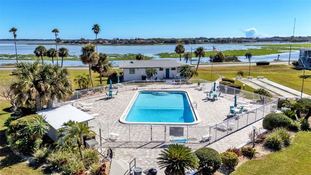 1600 W LAKE PARKER DRIVE C8, Lakeland, FL 33805