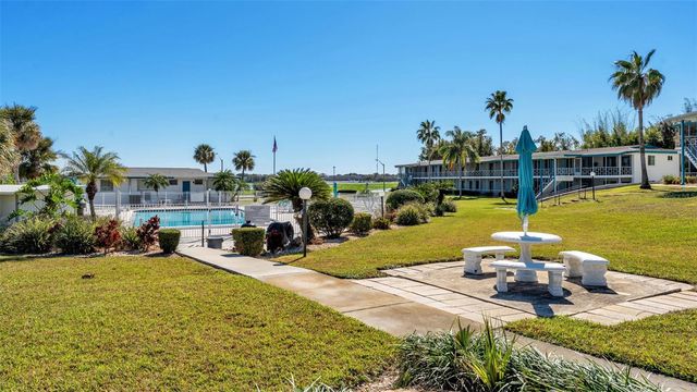 1600 W LAKE PARKER DRIVE C8, Lakeland, FL 33805