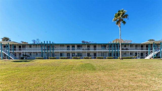 1600 W LAKE PARKER DRIVE C8, Lakeland, FL 33805