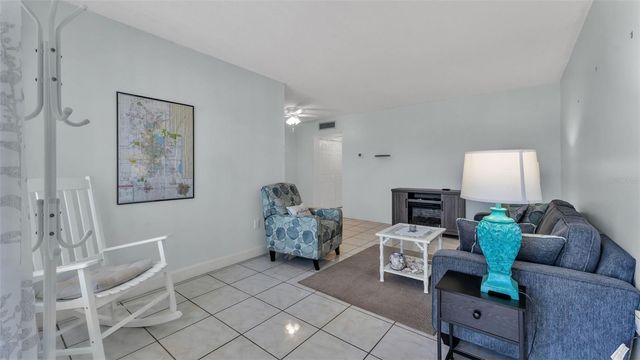 1600 W LAKE PARKER DRIVE C8, Lakeland, FL 33805