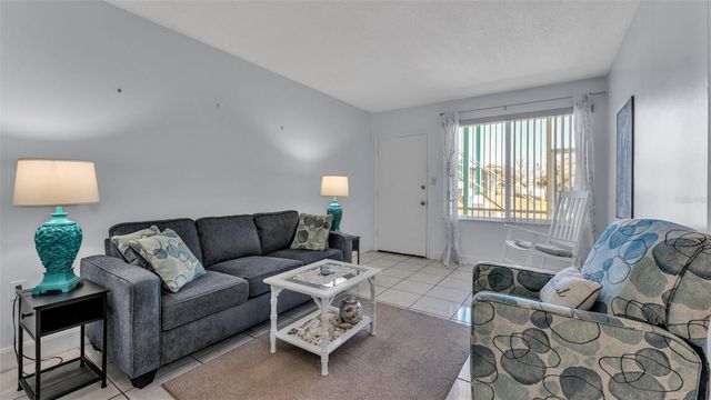 1600 W LAKE PARKER DRIVE C8, Lakeland, FL 33805