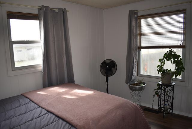 909 S 6th Street, Osage, IA 50461