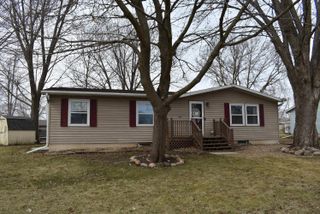 909 S 6th Street, Osage, IA 50461