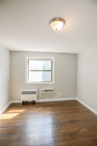 6803 N Ridge Boulevard 106, Chicago, IL 60645